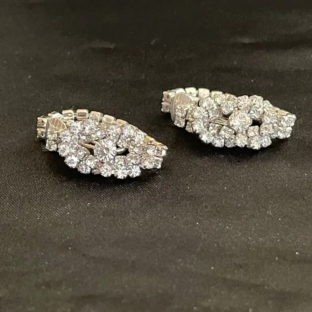 Vtg Mid-Century Clear Rhinestone Art Deco Clip Earrings Huggie Hoop Bridal Retro